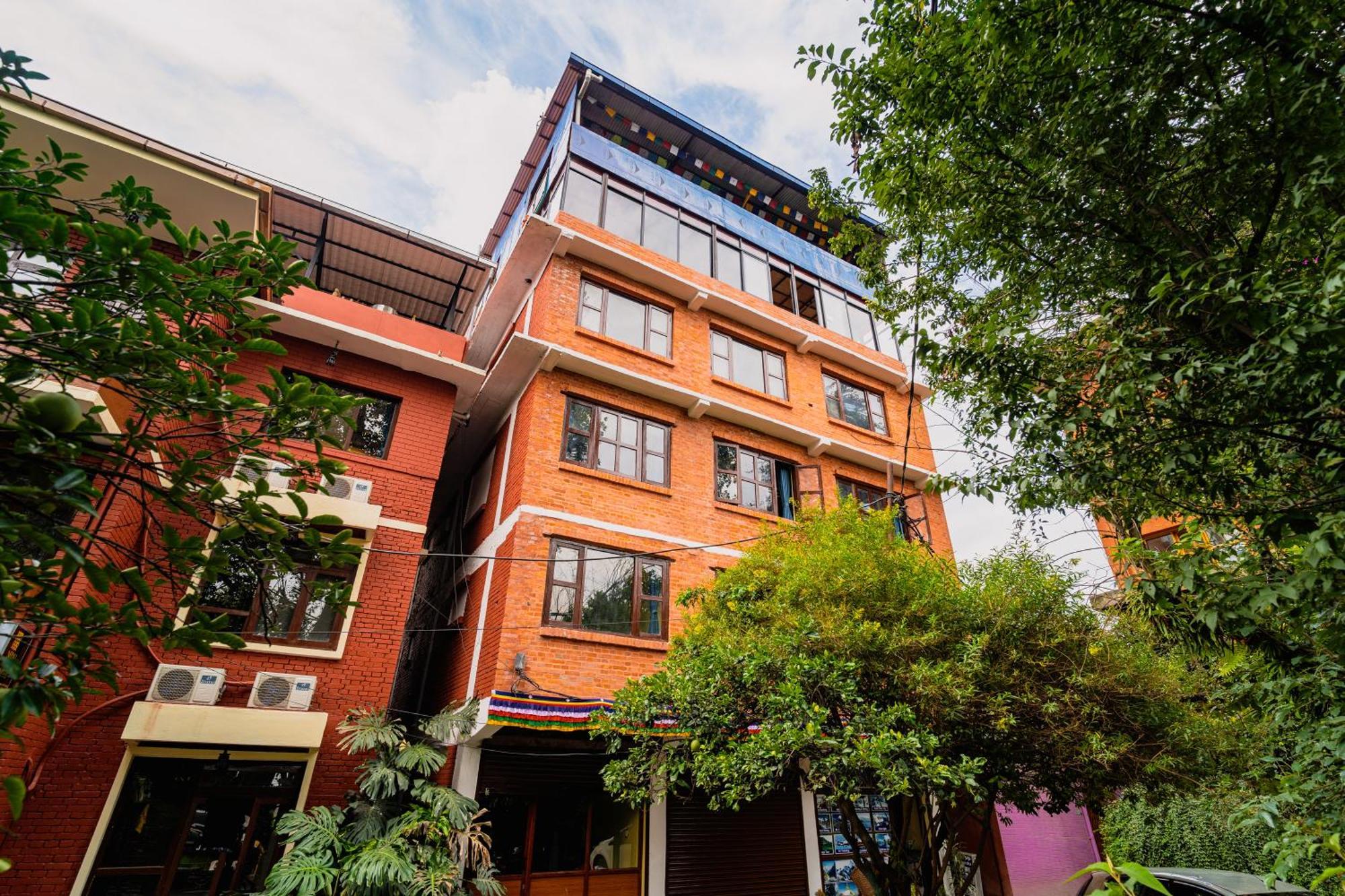 Rest Up Kathmandu Hostel Exterior foto