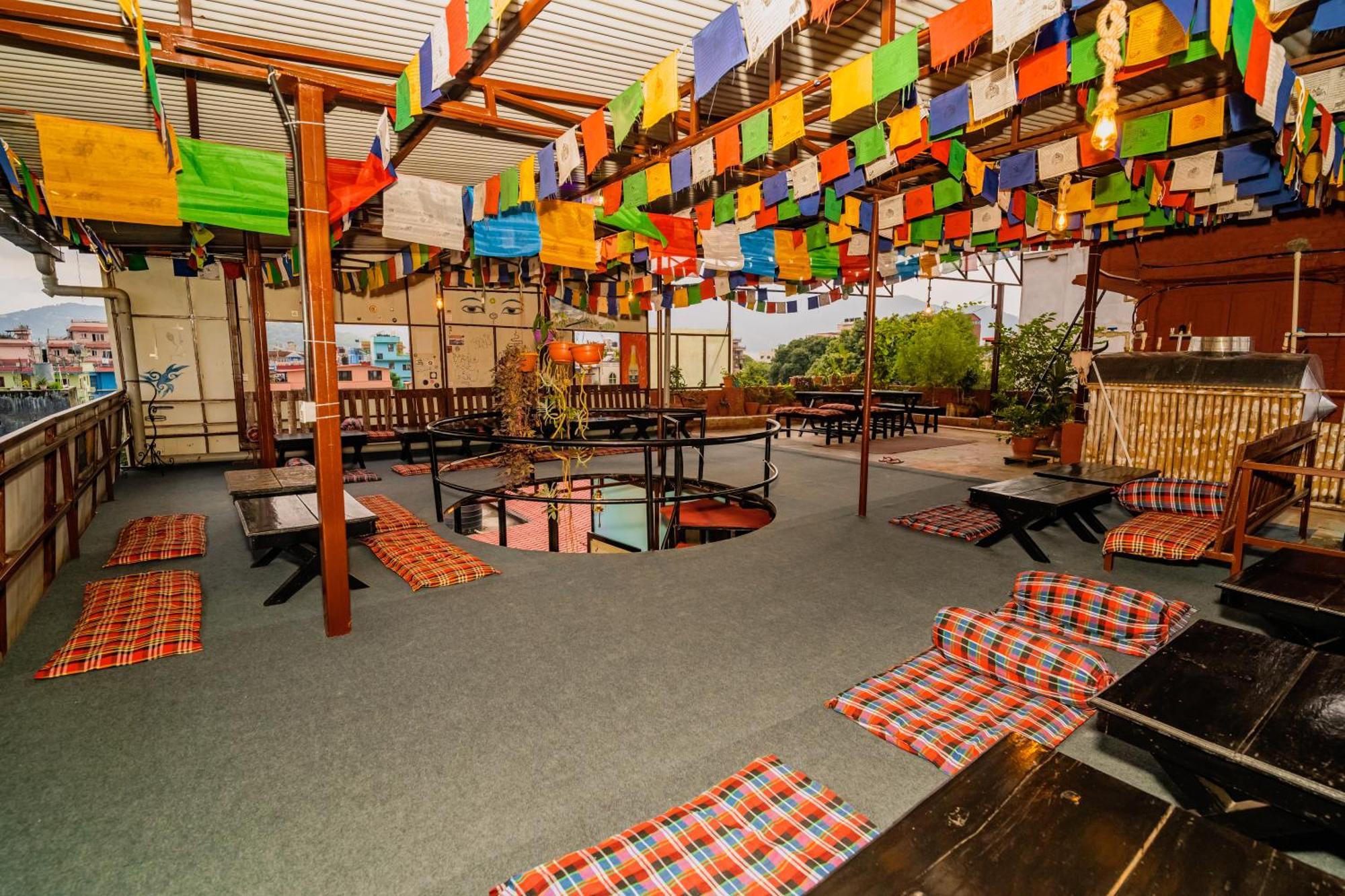 Rest Up Kathmandu Hostel Exterior foto